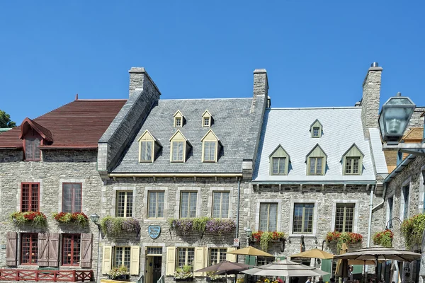 Quebec city çatılar