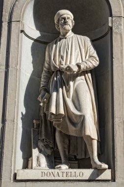 Florence uffizi statue Donatello