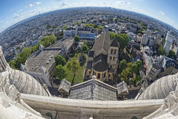 Париж величезний пташиного польоту з балконами — стокове фото