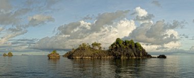 Raja ampat papua büyük panorama manzara
