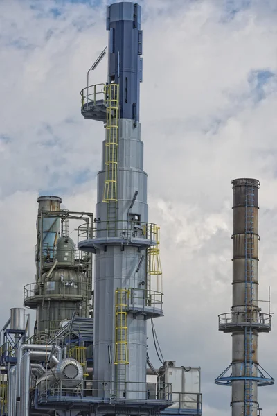 Oil refinery — Stock Photo, Image