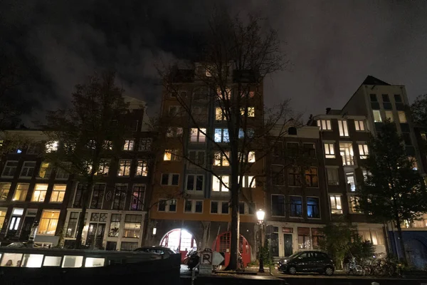 Канали Амстердамської Рівнини Курсують Вночі — стокове фото