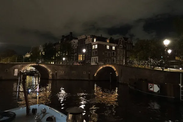 Amsterdam Países Bajos Canales Crucero Por Noche — Foto de Stock