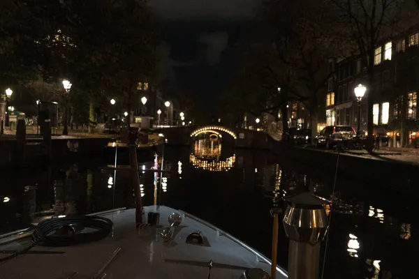 Amsterdam Netherlands Canais Cruzeiro Noite — Fotografia de Stock