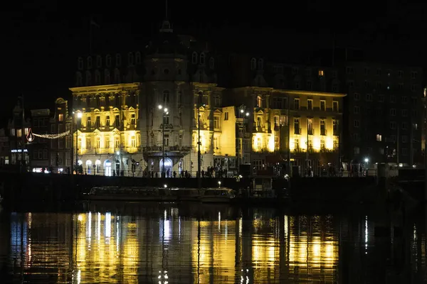 Amsterdam Canal Bei Nacht Ansicht Stadtbild — Stockfoto