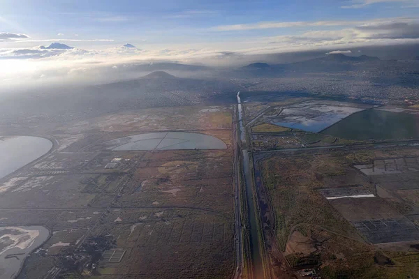 Ciudad México Aérea Mientras Aterriza Paisaje Urbano —  Fotos de Stock