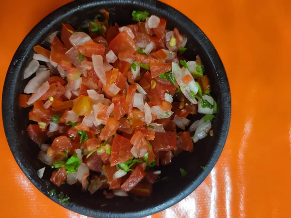 Otentik Meksiko Pico Gallo Saus Dalam Rincian Cangkir — Stok Foto