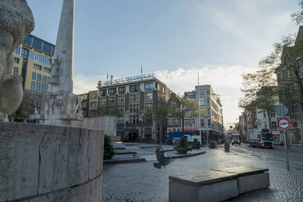 Amsterdam Netherlands Kasım 32021 Şehir Merkezindeki Amsterdam Baraj Binası Gün — Stok fotoğraf