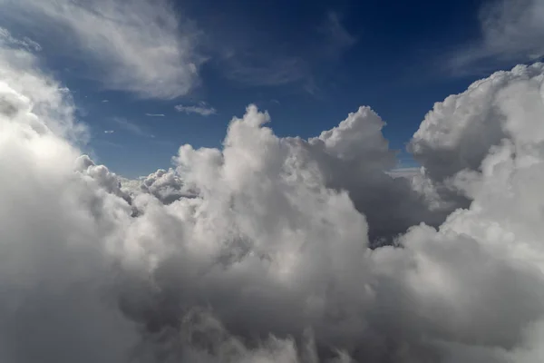 Ciel Nuageux Depuis Fenêtre Passagers Avion Pendant Vol — Photo