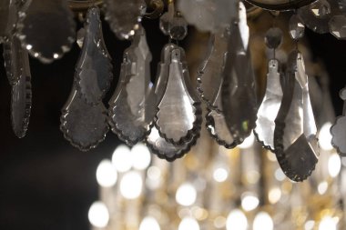 Özgürlük tarzı lüks avize lamba aydınlatma detayı