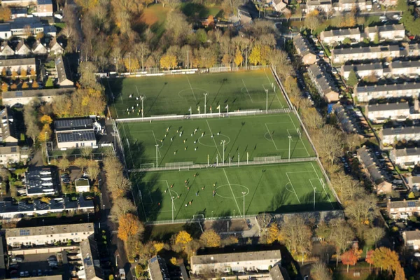 試合中のサッカー場の空中風景 — ストック写真