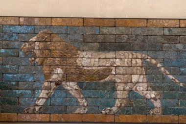 Pers Sarayı 'nın Darius Kralı, Aslan' ın yardım ekibi.