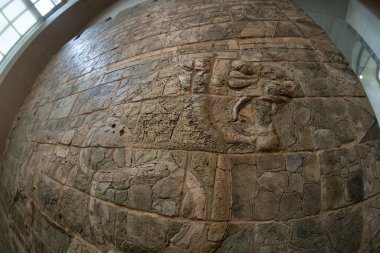 Pers Sarayı 'nın Darius Kralı, Aslan' ın yardım ekibi.