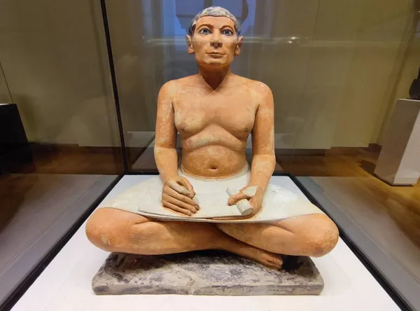 Belle Statuette Art Forme Ancienne Égypte Scribe Scribe — Photo