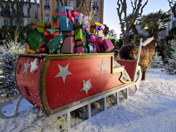 Menton Frankrijk December 2021 Kerstdorp Open Voor Kerst Sneeuw Rendieren — Stockfoto