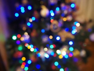 Noel ağacı ışıkları arkaplan dokusunu bulanıklaştırır