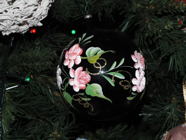 Christmas Xmas Tree Glass Hand Made Artisanal Ball Detail — Stockfoto