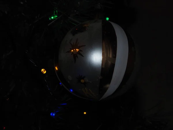 Noel Xmas Ağacı Cam Sanatsal Top Detaylarını Yaptı — Stok fotoğraf