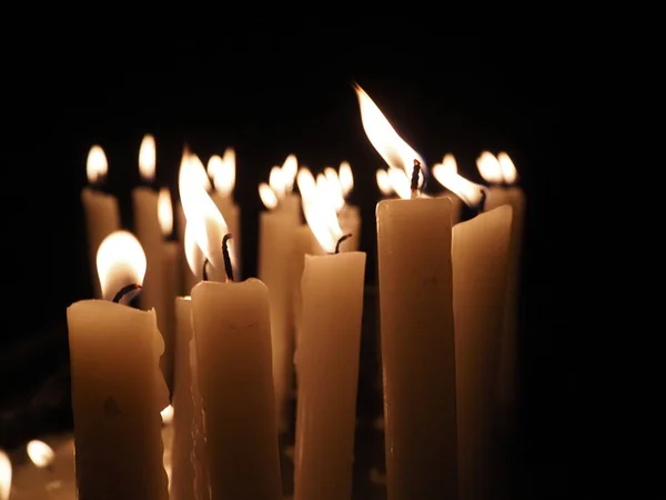 Kerzen Weben Flammen Alter Mittelalterlicher Kirche — Stockfoto