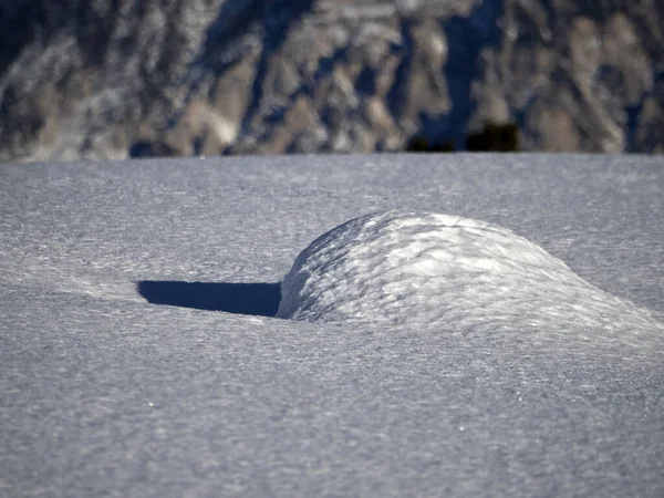 冬のドロマイト山凍結雪の詳細 — ストック写真