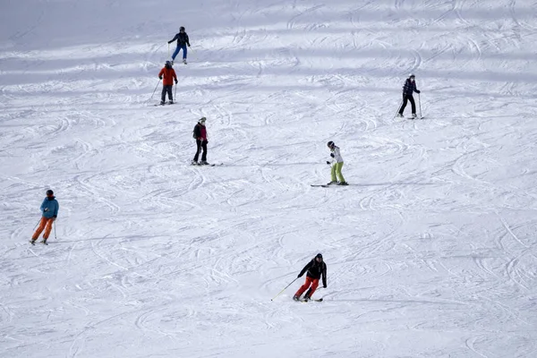 Many Skiers Skiing Dolomites Gardena Valley Snowy Mountains — стоковое фото