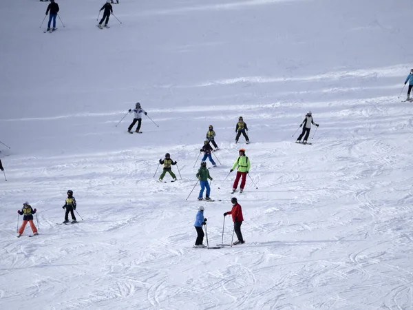 Many Skiers Skiing Dolomites Gardena Valley Snowy Mountains — стоковое фото