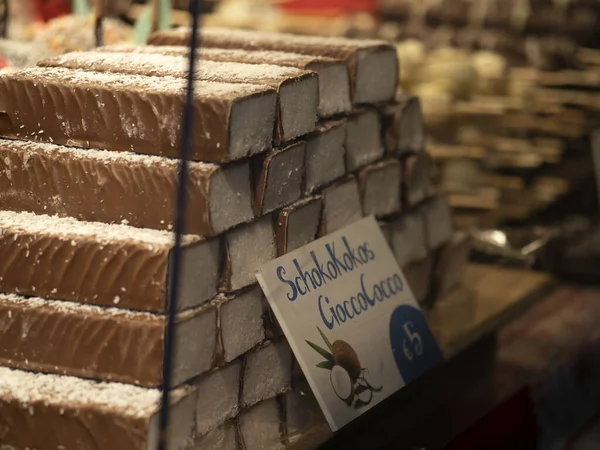 ココアチョコレート職人甘い市場の食べ物 — ストック写真