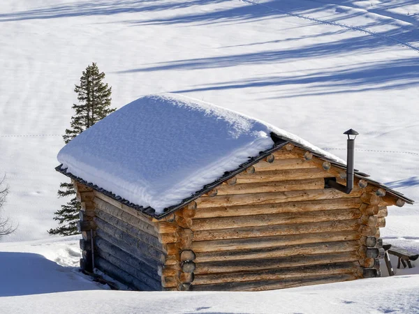 Dolomites Snow Panorama Wooden Hut Val Badia Armentara Hill — Foto Stock