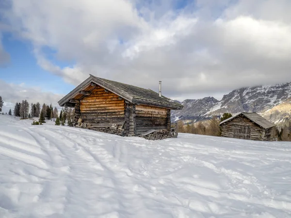 Dolomites Snow Panorama Wooden Hut Val Badia Armentarola Hill — Stock Photo, Image