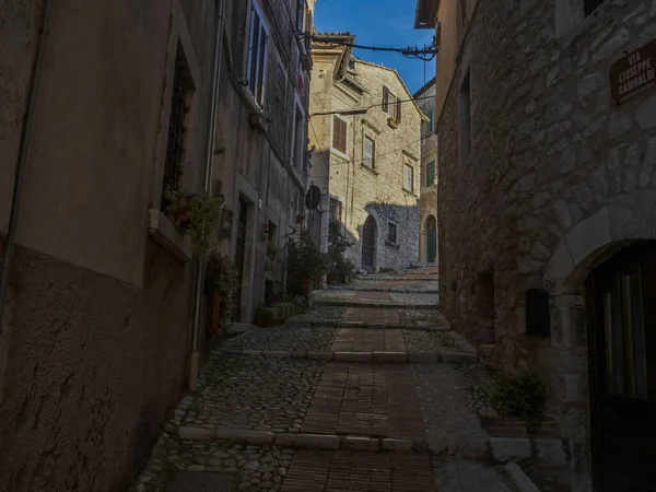 Veroli中世纪的Lazio Frosinone村看到了古老的房子 — 图库照片