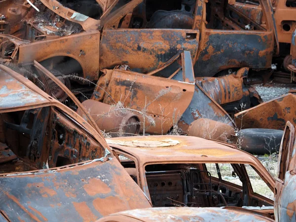 Junkyard Παλιό Σκουριασμένο Αυτοκίνητο Άποψη Τομέα — Φωτογραφία Αρχείου