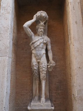  Eski Roma mermeri klasik heykeli.