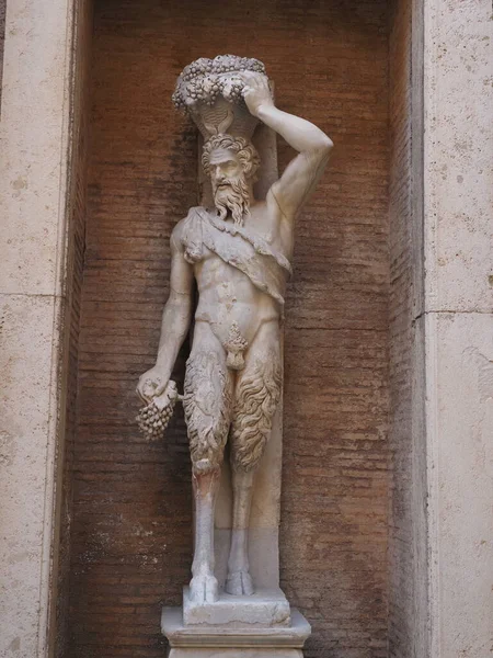Παλιό Ρωμαϊκό Μαρμάρινο Κλασικό Άγαλμα — Φωτογραφία Αρχείου