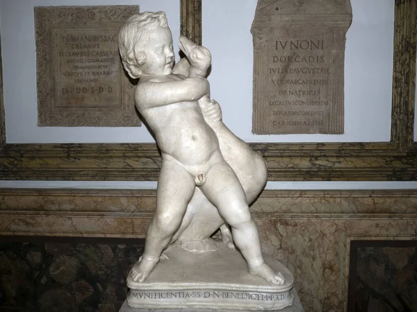 Vecchio Marmo Romano Statua Classica Bambini Con Oca — Foto Stock