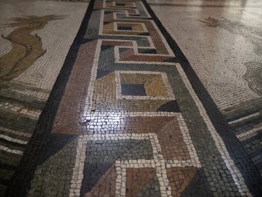 Roma gamalı haçı geometrik dekoratif mozaik detayı