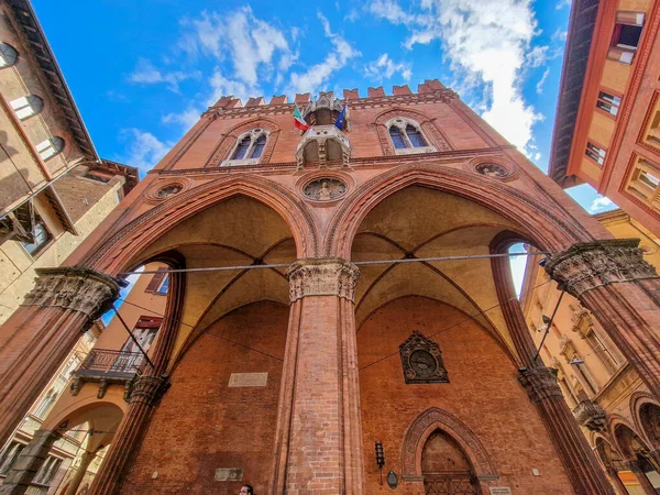 Bologna Italien Mittelalterliche Gebäude Häuser Mercanzia Place — Stockfoto