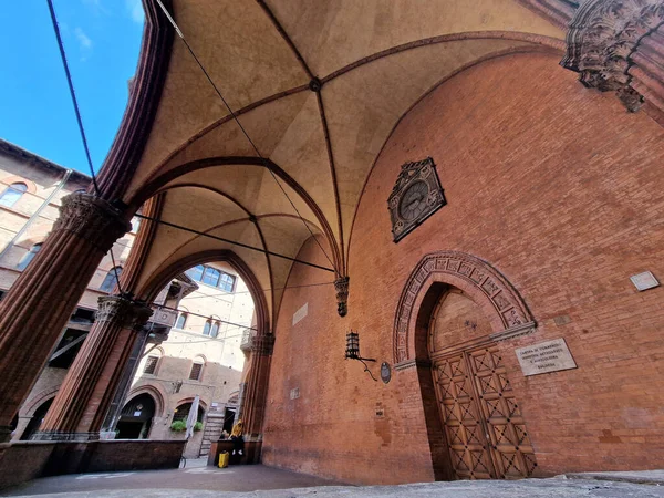 ボローニャイタリア マルカンツィアの中世の建物の家 — ストック写真