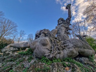 Montagnola Park heykel görünümü