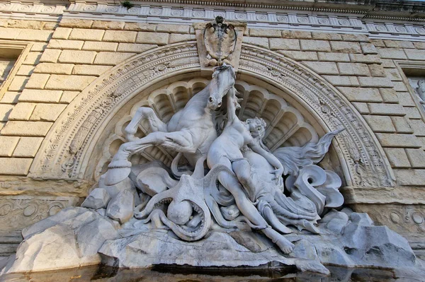 Montagnola Park Sculpture Statue View — Stock Photo, Image