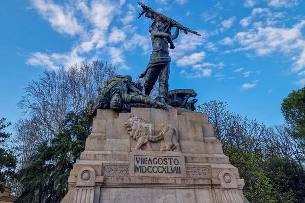 Montagnola Park Skulptur Staty Utsikt — Stockfoto