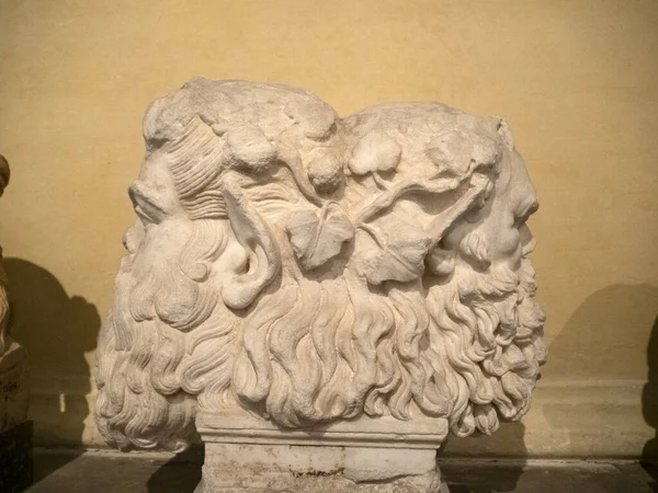 Παλιά Μαρμάρινη Ρωμαϊκή Φιγούρα Γλυπτική Λεπτομέρεια Αγάλματος — Φωτογραφία Αρχείου