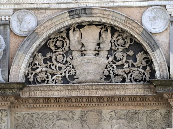 Санта Мария Маджоре Церковь Бергамо Италия Подробно — стоковое фото