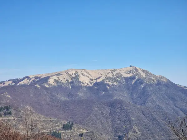 Αστρονομικό Παρατηρητήριο Για Την Ιταλική Alps Appennini Άποψη — Φωτογραφία Αρχείου