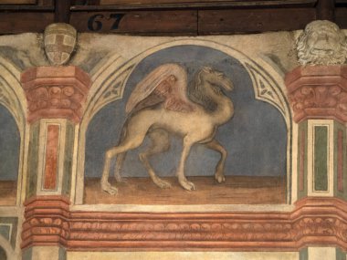 Padova Palazzo Della Ragione eski ortaçağ hukuk mahkemesi adalet salonu binası.