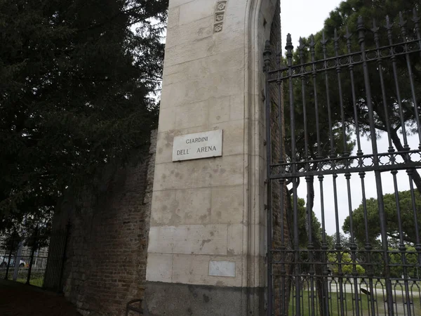 Padova Arena Gardens Medieval Walls View — Foto Stock