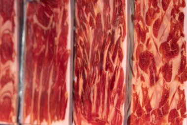 Süpürge paketlenmiş Jamon Iberico İspanyol jambonu 