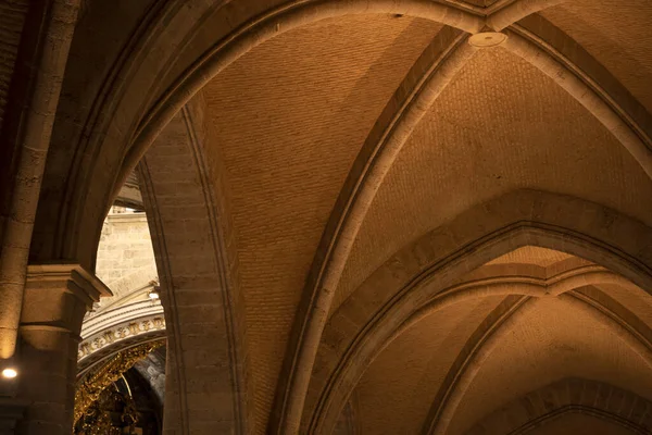 Valencia Gothic Church Arch Detail — Stockfoto