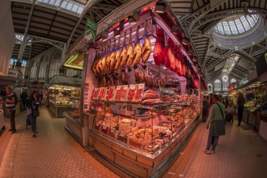 VALENCIA, SPAIN - MAY 3 2022 - The historic market full of customers, mecado central with more than 1200 stalls with fresh products