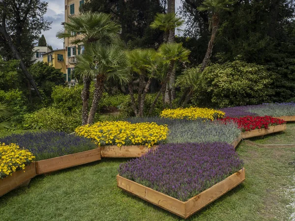 GENOA, İtalya - 7 Mayıs 2022 - Euroflora uluslararası çiçek sergisi Nervi Park 'ta