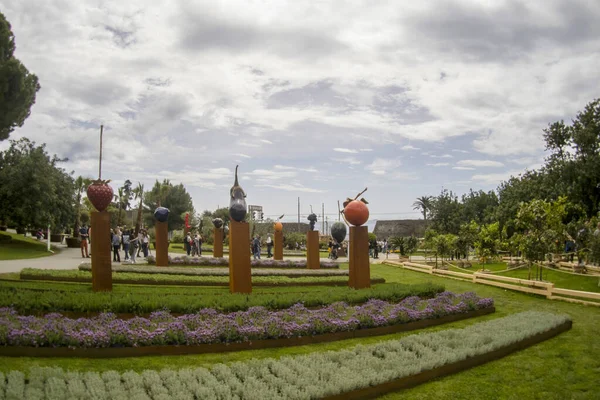 GENOA, İtalya - 7 Mayıs 2022 - Euroflora uluslararası çiçek sergisi Nervi Park 'ta